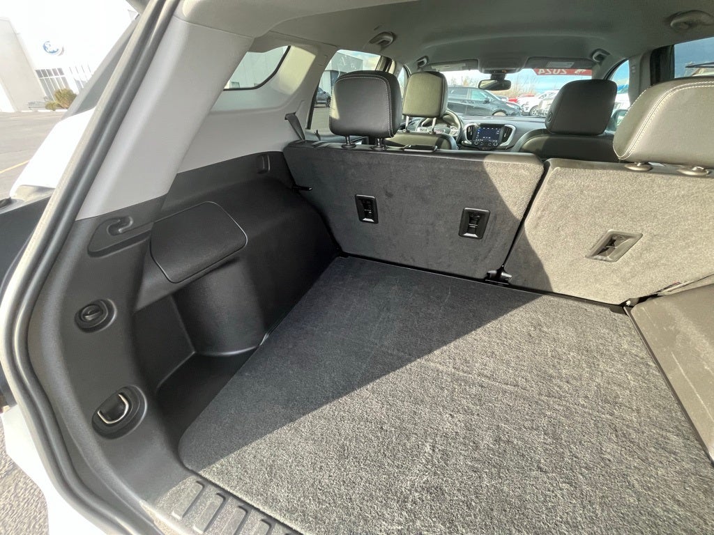 2024 GMC Terrain SLT AWD