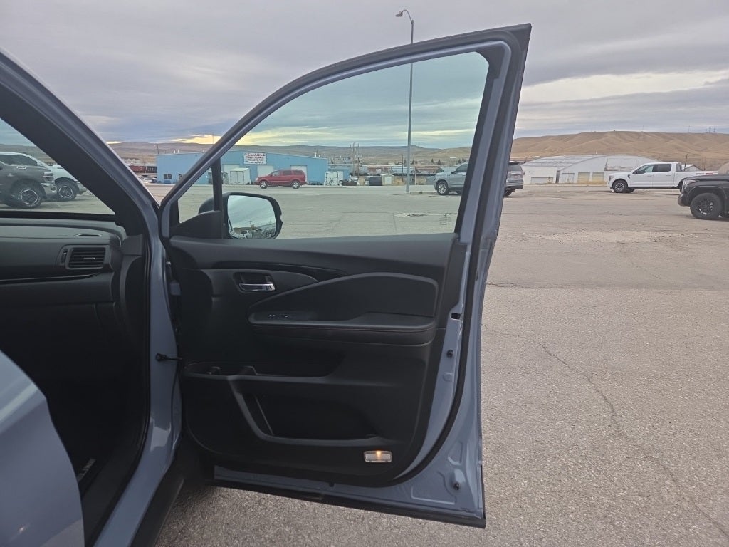 2023 Honda Ridgeline Black Edition