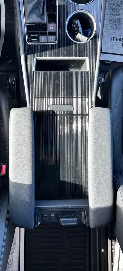 2025 Toyota Sienna XLE AWD