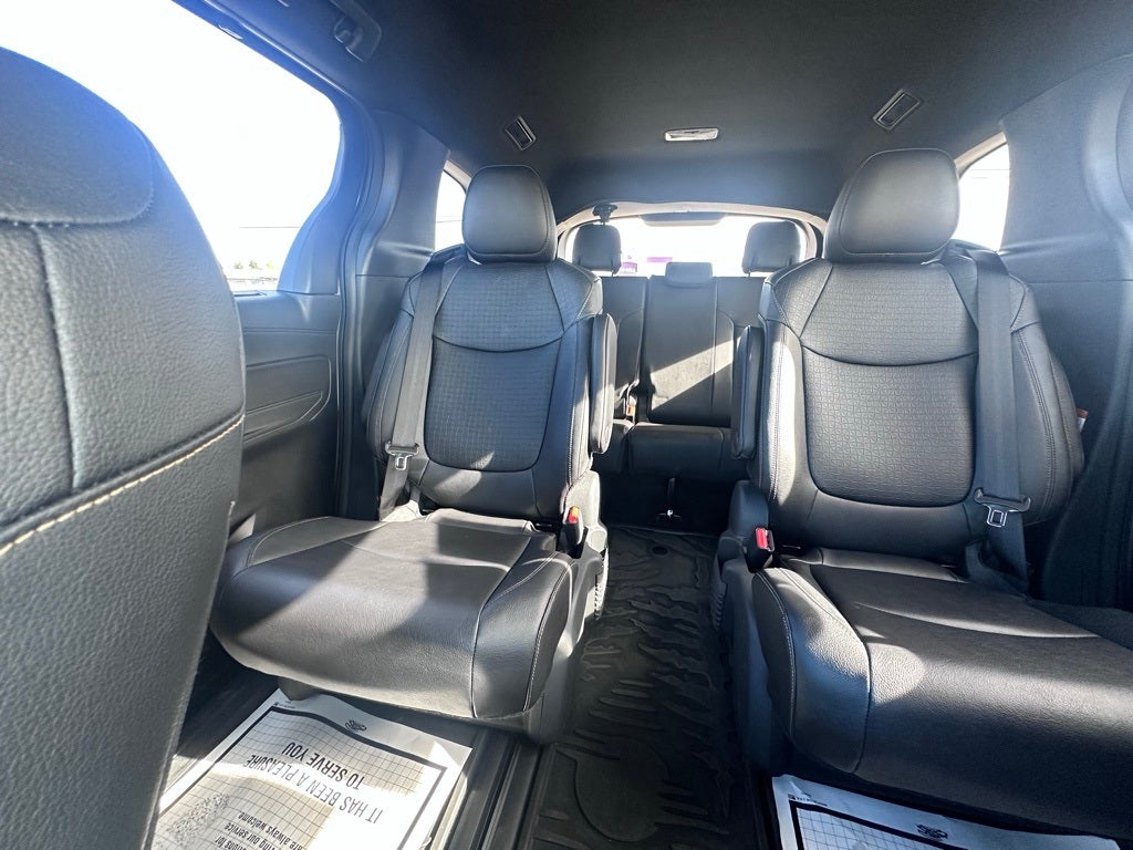 2025 Toyota Sienna XLE AWD