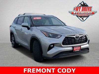 2023 Toyota Highlander XLE AWD