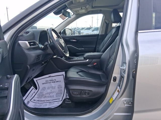 2023 Toyota Highlander XLE AWD