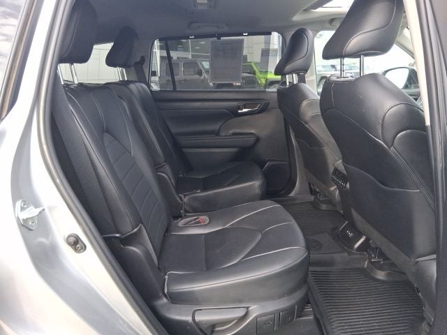 2023 Toyota Highlander XLE AWD