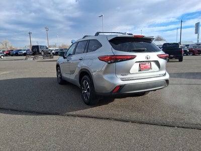 2023 Toyota Highlander XLE AWD