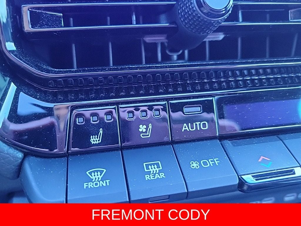 2025 Toyota Land Cruiser Base