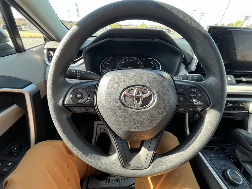 2023 Toyota RAV4 Hybrid XLE