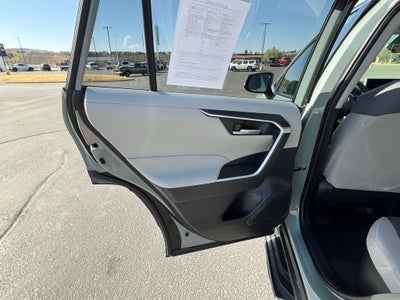 2023 Toyota RAV4 Hybrid XLE