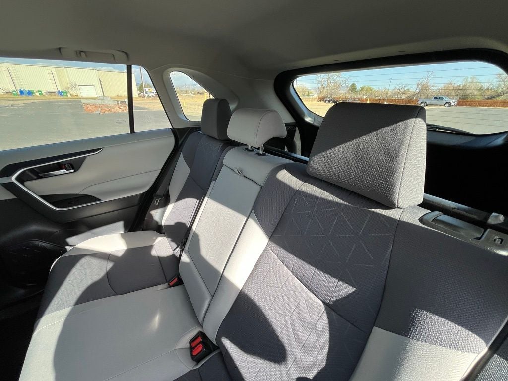 2023 Toyota RAV4 Hybrid XLE