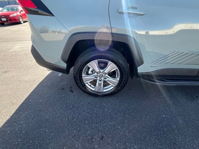 2023 Toyota RAV4 Hybrid XLE