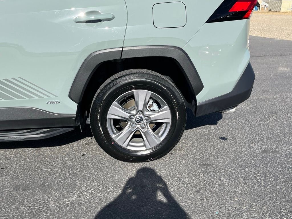 2023 Toyota RAV4 Hybrid XLE