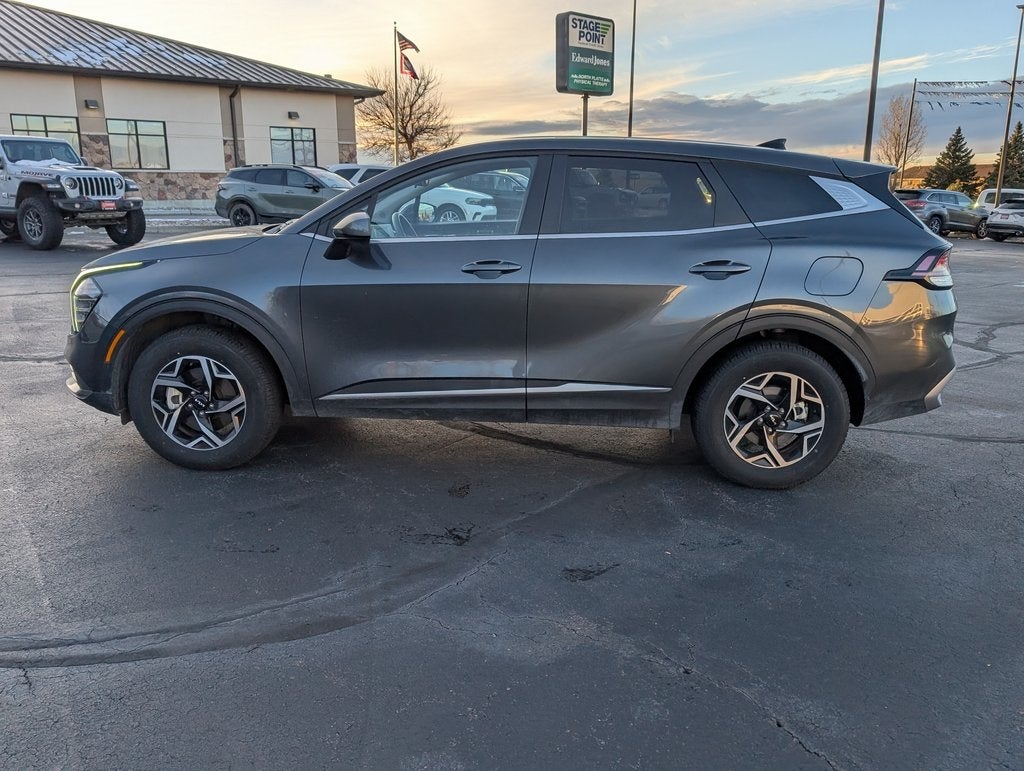 2024 Kia Sportage LX AWD