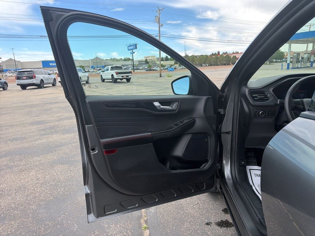 2025 Ford Escape ST-Line Select