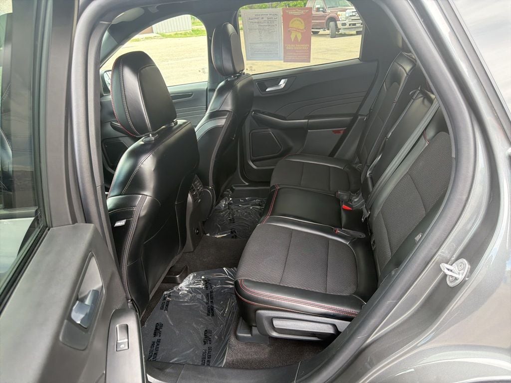2025 Ford Escape ST-Line Select