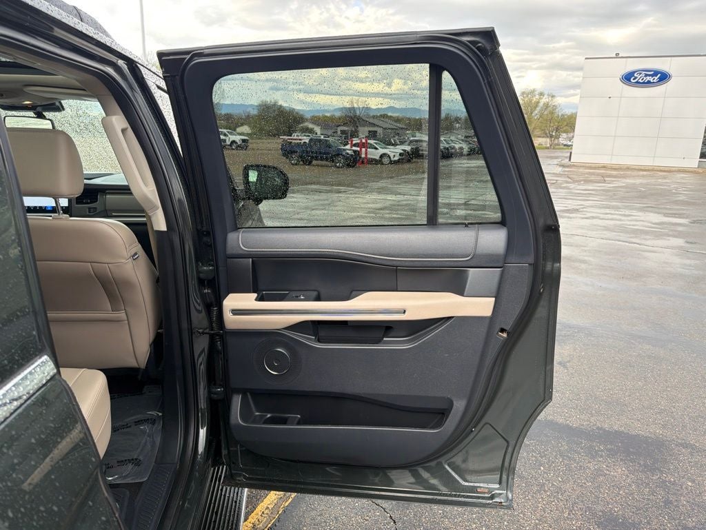 2023 Ford Expedition Max XLT