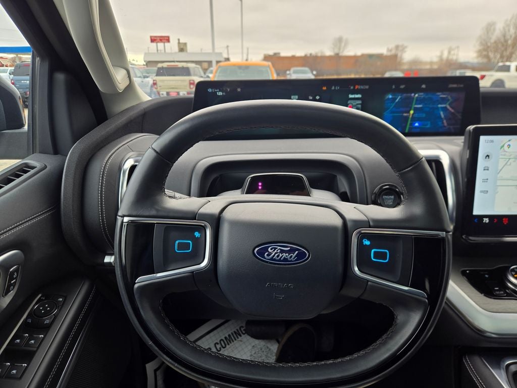 2025 Ford Expedition Max Platinum