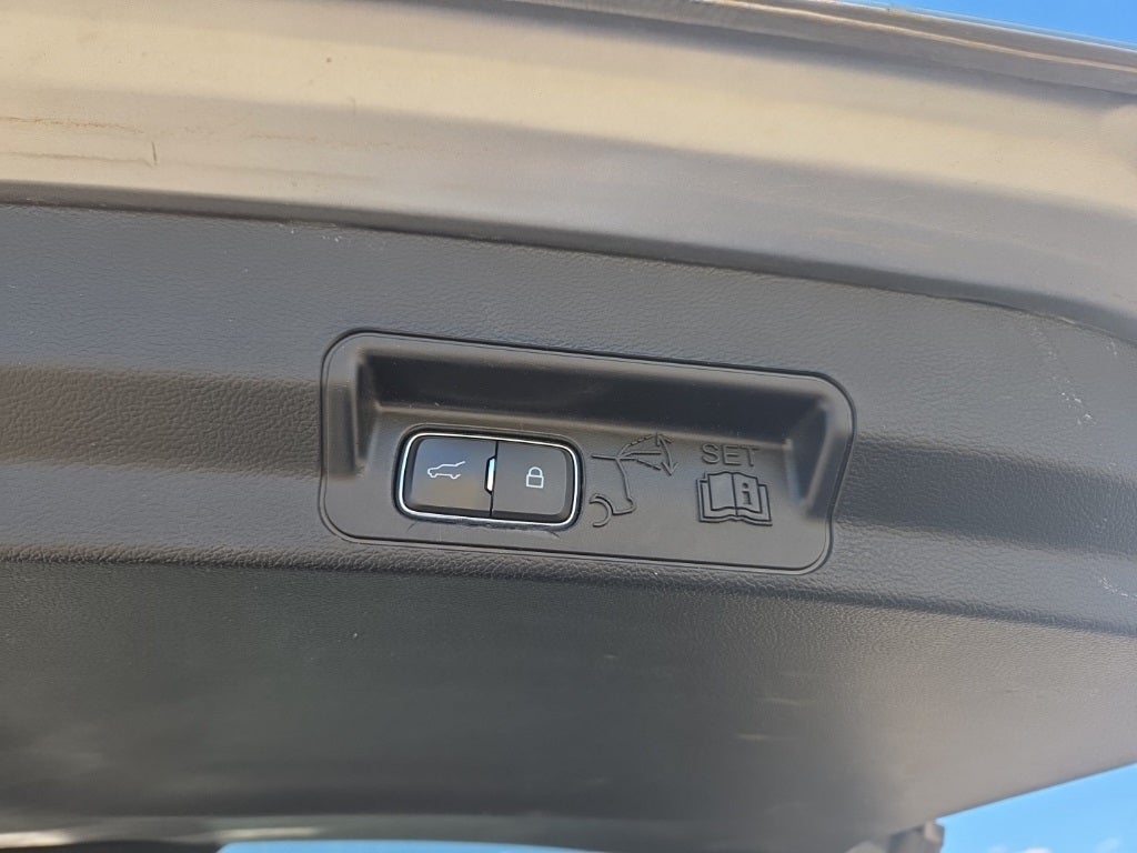 2023 Ford Explorer Limited 4WD