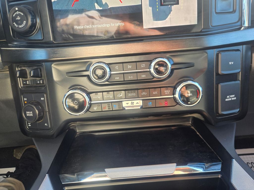 2024 Ford F-250SD Lariat Sport