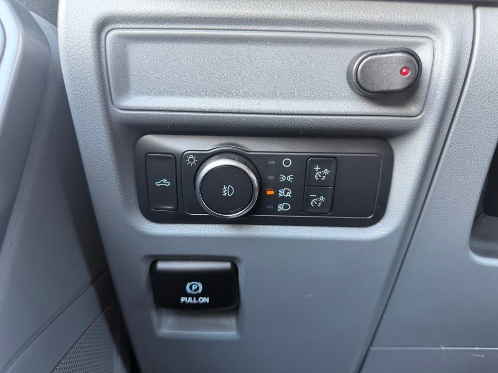 2023 Ford F-150 Base