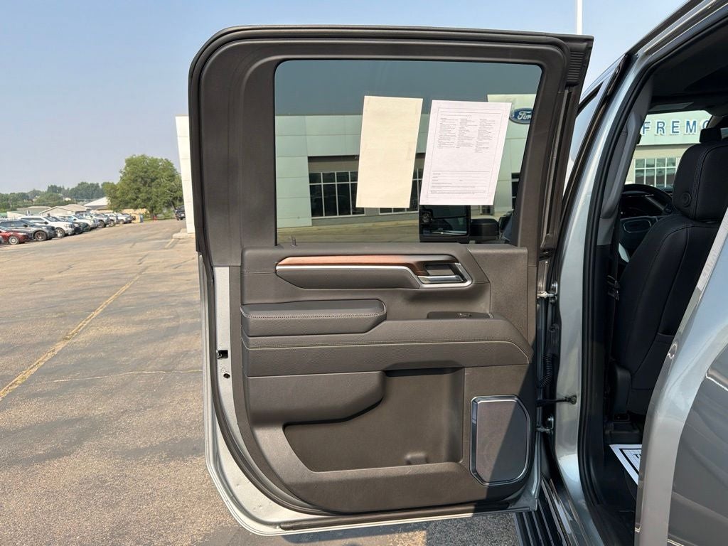 2025 GMC Sierra 2500HD Denali