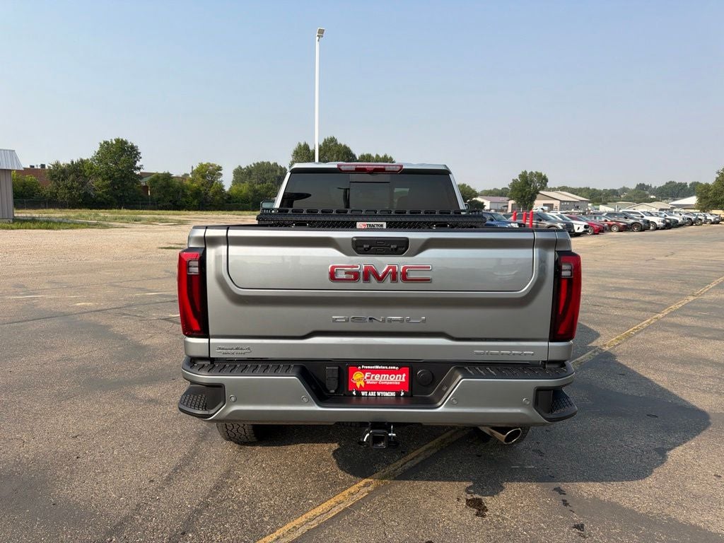 2025 GMC Sierra 2500HD Denali