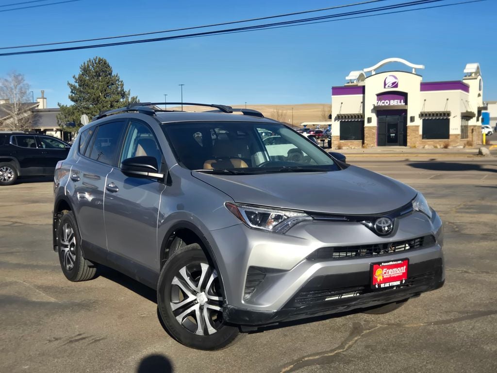 2017 Toyota RAV4 LE