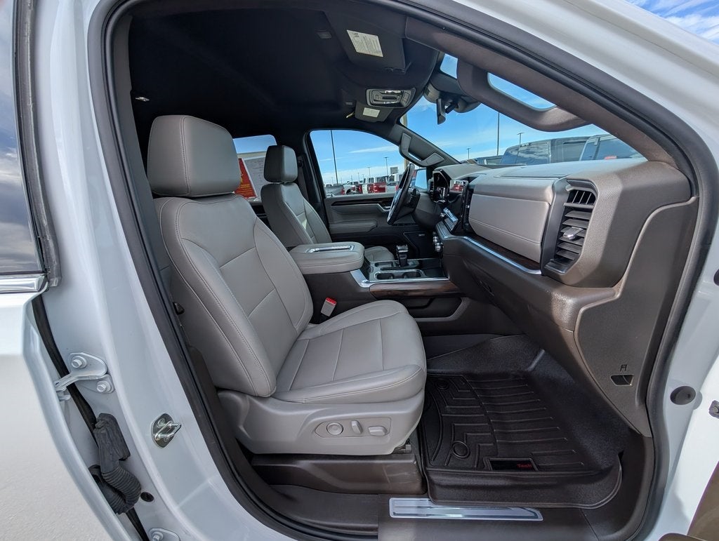 2022 GMC Sierra 1500 SLT