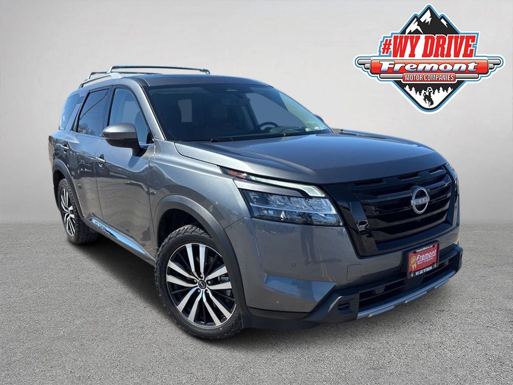 2023 Nissan Pathfinder Platinum