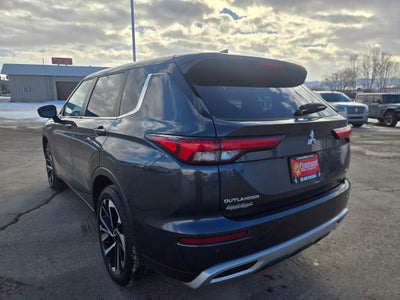 2024 Mitsubishi Outlander SE