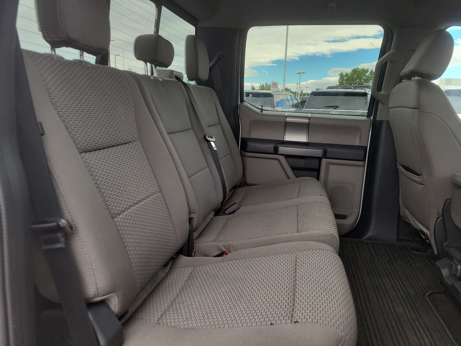 2022 Ford F-350SD XLT