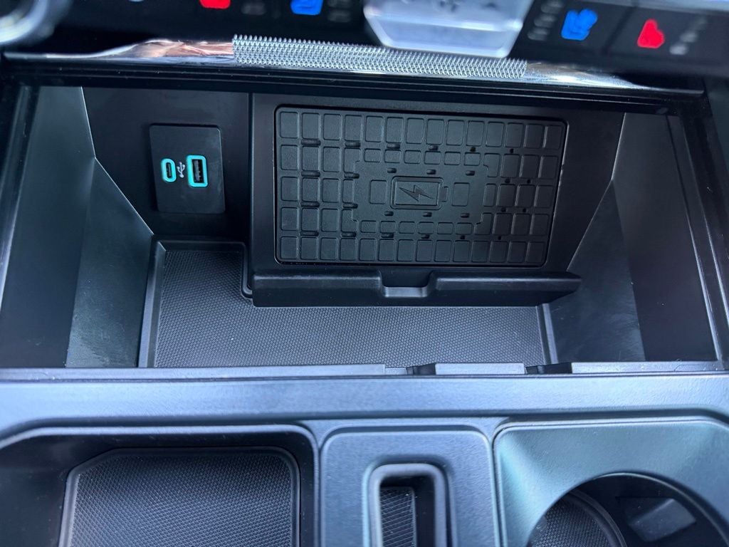 2024 Ford F-150 Lariat Black Appearance Pkg.