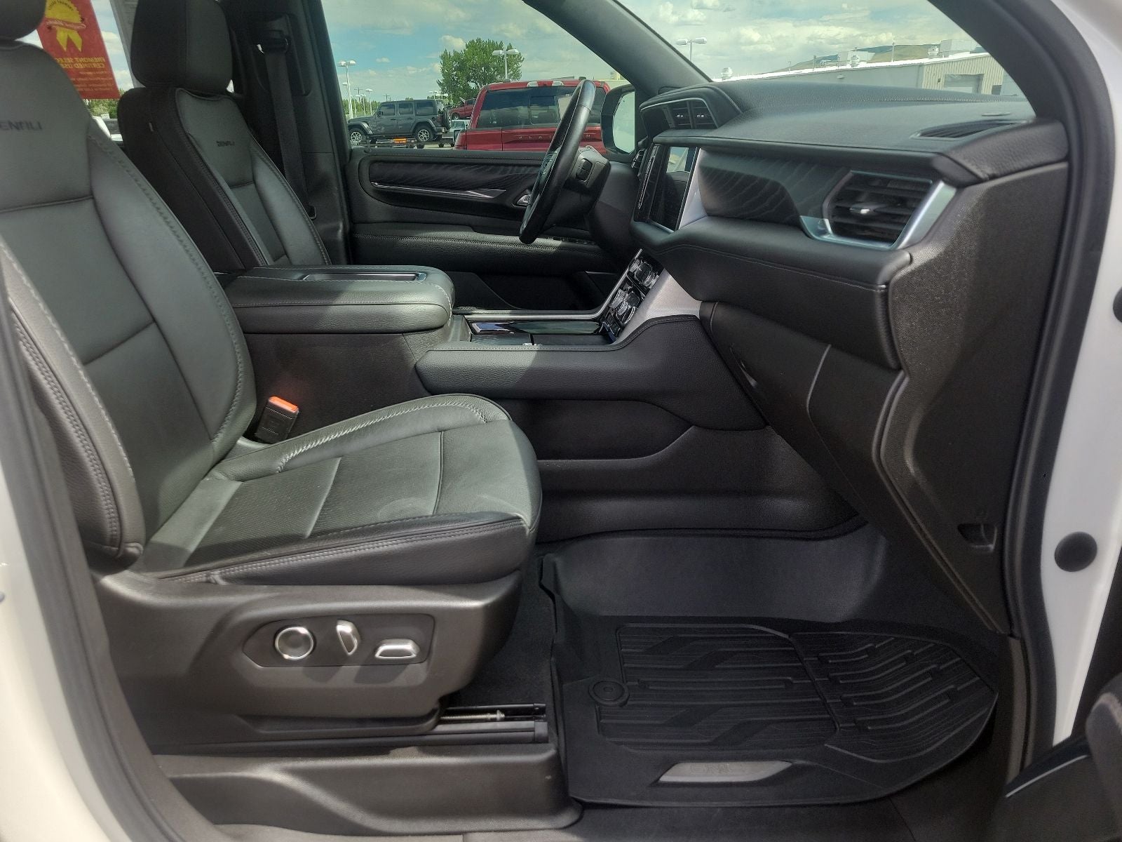 2021 GMC Yukon XL Denali