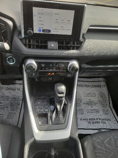 2025 Toyota RAV4 XLE
