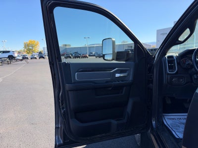 2021 RAM 3500 Big Horn Crew Cab 4x4 8' Box